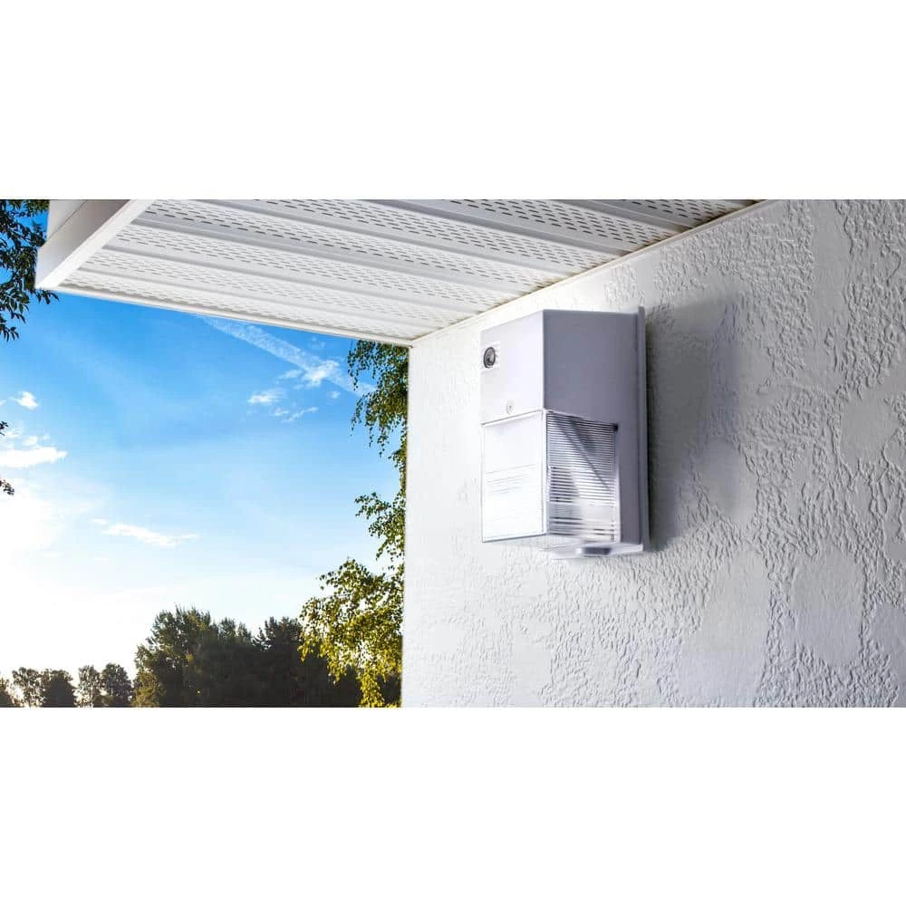 150-Watt Equivalent White Integrated Outdoor LED Wall Pack, 2500 Lumens, Dusk to Dawn Outdoor Security Light by PROBRITE 6 150-Watt Equivalent White Integrated Outdoor LED Wall Pack, 2500 Lumens, Dusk to Dawn Outdoor Security Light by PROBRITE - Image 6