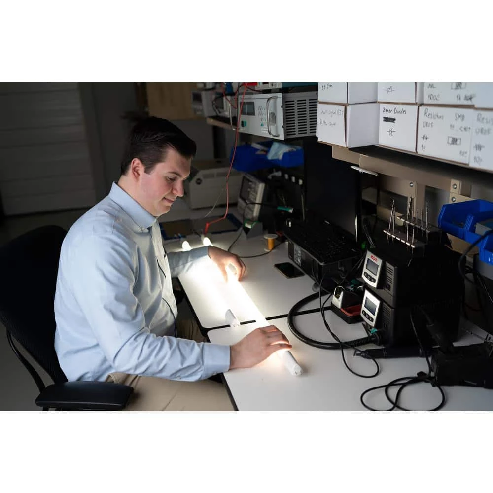 25-Watt 48 in. Ultra-High Output T8/T12 Linear LED Tube Light Bulb, Daylight 5000k (1-Bulb) by toggled 4 25-Watt 48 in. Ultra-High Output T8/T12 Linear LED Tube Light Bulb, Daylight 5000k (1-Bulb) by toggled - Image 4